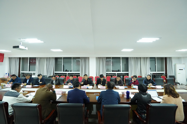 共铸泰山攀岩品牌打造中国攀岩高地 ——泰山攀岩产业联席会议