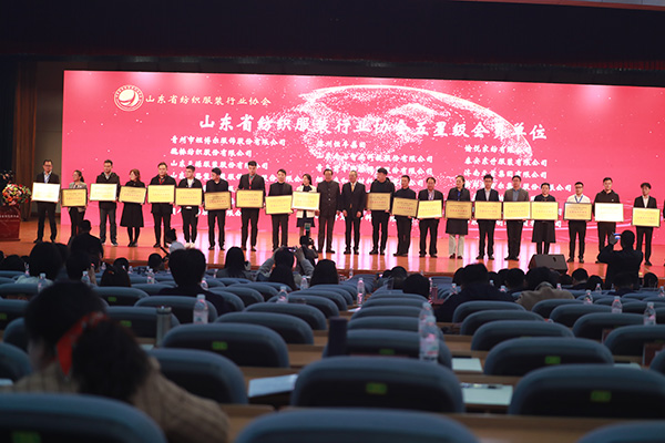 荣誉加冕，砥砺前行|2021，鲁普开局添新彩！