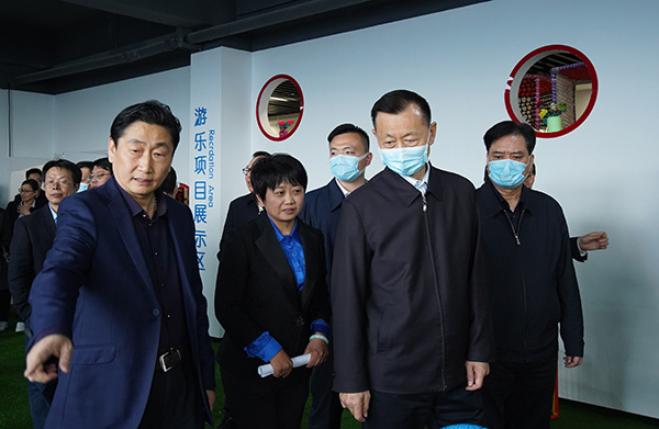 全国政协副主席、民盟中央常务副主席陈晓光带队莅临鲁普耐特集团调研