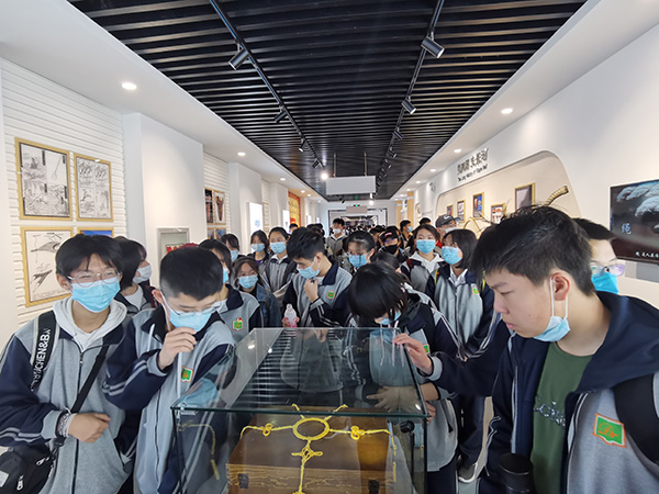 魅力绳网，多彩世界|济南德润中学职业体验活动走进鲁普耐特集团