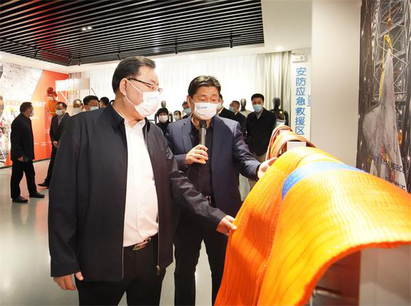 鲁普要闻|泰安市委书记杨洪涛一行莅临鲁普耐特集团参观调研