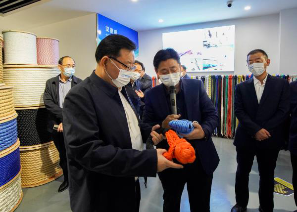 鲁普要闻|泰安市委书记杨洪涛一行莅临鲁普耐特集团参观调研