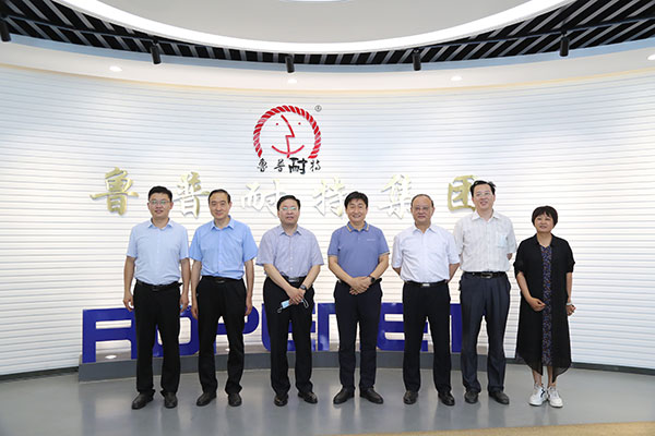 鲁普要闻|泰安市委组织部副部长，市人力资源社会保障局党组书记、局长贾玉亮一行莅临鲁普耐特集团慰问调研