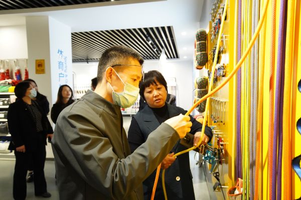 鲁普要闻|山东农业大学访企拓岗暨就业实习基地揭牌活动在鲁普耐特集团成功举行